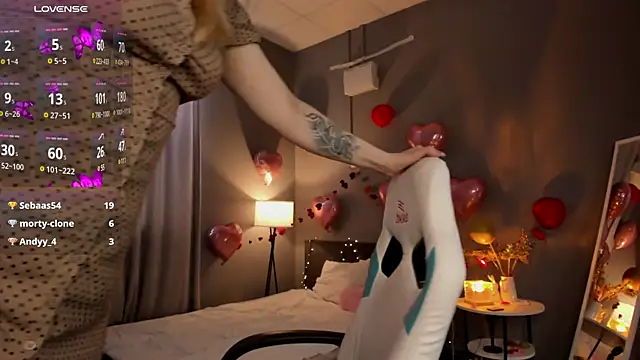 Vanessa Walters online show from 03.07.25