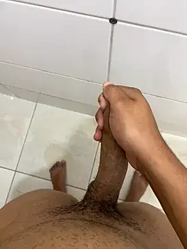 Snapshot of rafanovinho19 chatting on 01.29.25 rafanovinho19 online show from 01.29.25