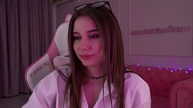 Snapshot of DianaVert chatting on 01.22.25 DianaVert online show from 01.22.25