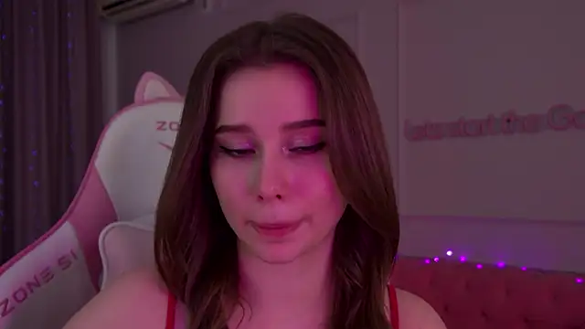 Snapshot of DianaVert chatting on 01.24.25 DianaVert online show from 01.24.25