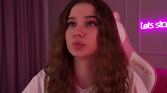 Snapshot of DianaVert chatting on 01.26.25 DianaVert online show from 01.26.25