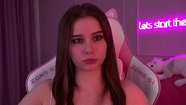 Snapshot of DianaVert chatting on 01.29.25 DianaVert online show from 01.29.25