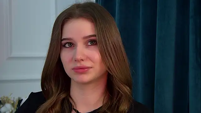 Snapshot of DianaVert chatting on 02.02.25 DianaVert online show from 02.02.25