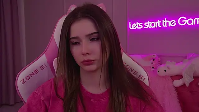 Snapshot of DianaVert chatting on 02.25.25 DianaVert online show from 02.25.25