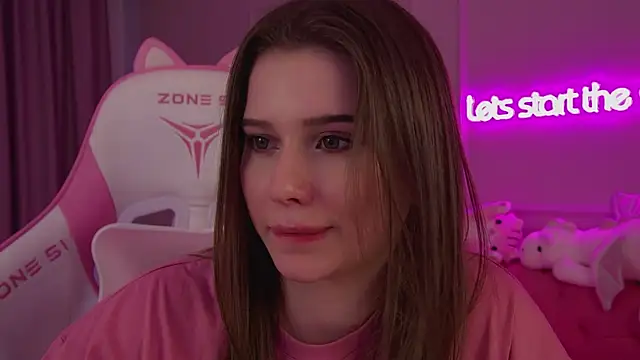 Snapshot of DianaVert chatting on 03.18.25 DianaVert online show from 03.18.25