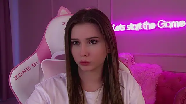 Snapshot of DianaVert chatting on 03.21.25 DianaVert online show from 03.21.25