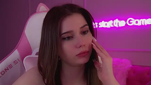 Snapshot of DianaVert chatting on 03.21.25 DianaVert online show from 03.21.25