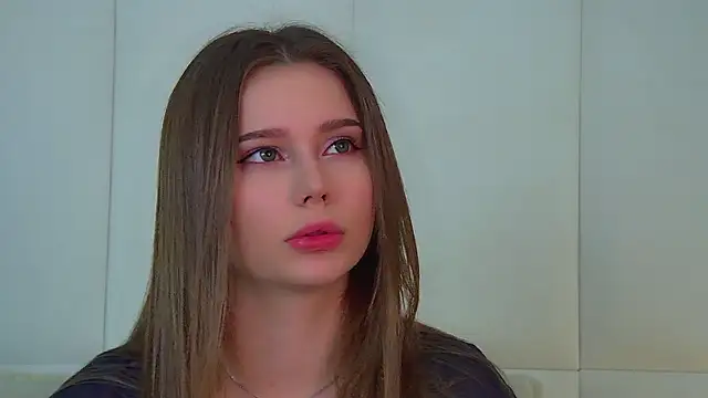 Snapshot of DianaVert chatting on 10.03.25 DianaVert online show from 10.03.25