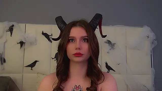 Snapshot of DianaVert chatting on 11.01.25 DianaVert online show from 11.01.25