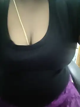 Snapshot of tamil_subha69 chatting on 05.25.26 tamil subha69 online show from 05.25.26