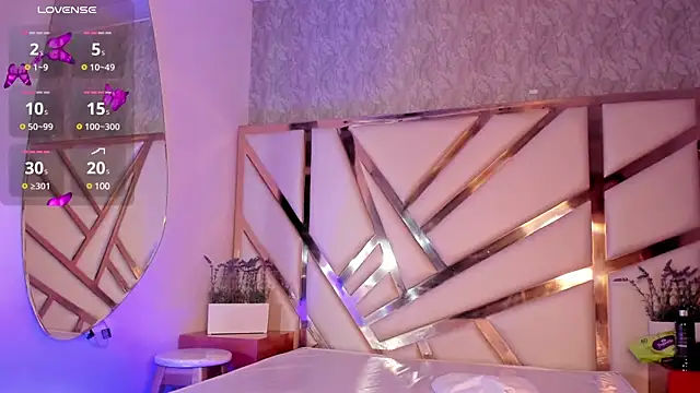 Snapshot of Maya_Bluee chatting on 01.26.25 Maya Bluee online show from 01.26.25