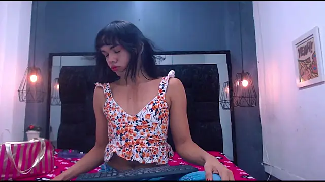 AndreaGil  online show from 09.12.25