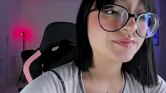 SweetJennaa online show from 01.26.25