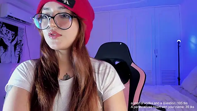 SweetJennaa online show from 02.23.25