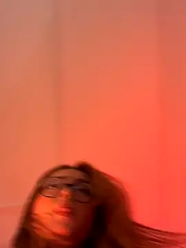 SweetJennaa online show from 10.17.25