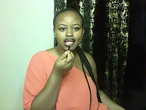 Snapshot of Candii_wet_ chatting on 02.11.25 Candii wet online show from 02.11.25