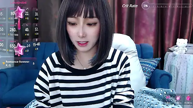 Snapshot of Rika-Q chatting on 12.06.24 Rika-Q online show from 12.06.24