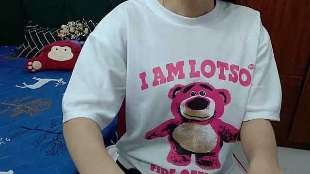 Snapshot of Cindy--Cici chatting on 02.15.25 Cindy--Cici online show from 02.15.25