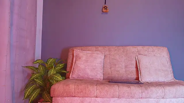 jade brunnette online show from 04.16.26