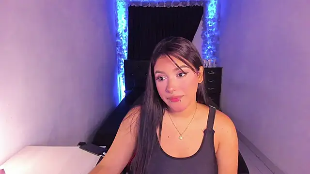 Snapshot of Mariana_Hasper_ chatting on 02.17.25 Mariana Hasper online show from 02.17.25