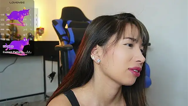 AlessiaVix online show from 02.24.25