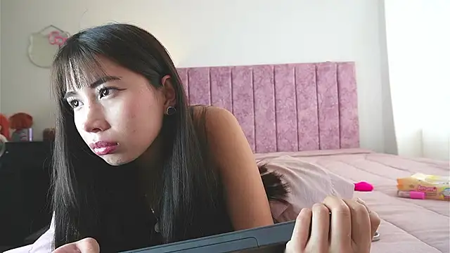 AlessiaVix online show from 02.17.26