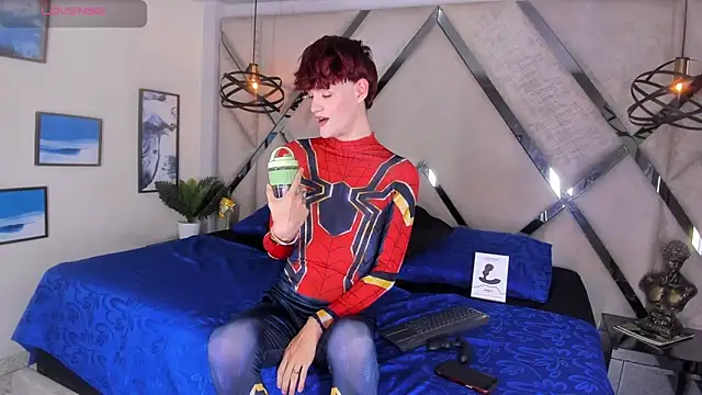 VladHellsing4 online show from 01.17.25