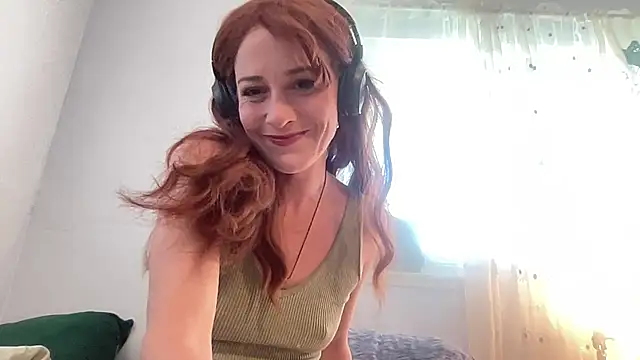 Snapshot of maythegr8ness chatting on 03.09.25 maythegr8ness online show from 03.09.25