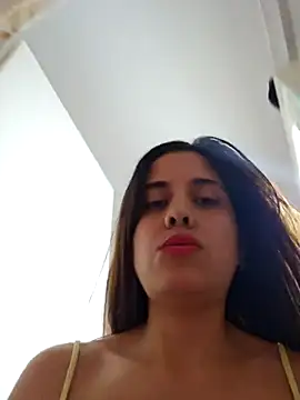 Snapshot of SaraLatinayPrimiciax chatting on 03.21.25 SaraLatinayPrimiciax online show from 03.21.25