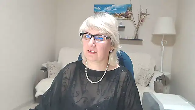 FleurMays online show from 02.25.25