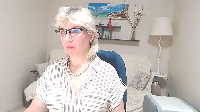 FleurMays online show from 03.07.25