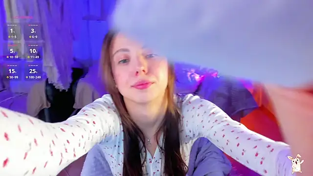 Snapshot of Goldy_Grace_ chatting on 03.04.25 Goldy Grace online show from 03.04.25