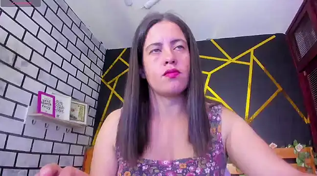 kathina giraldo online show from 01.07.25