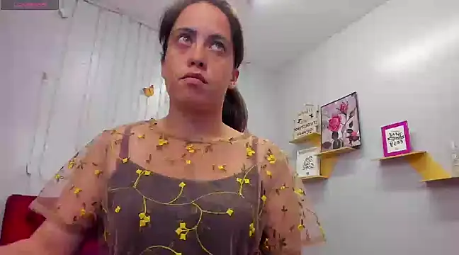 kathina giraldo online show from 03.11.25