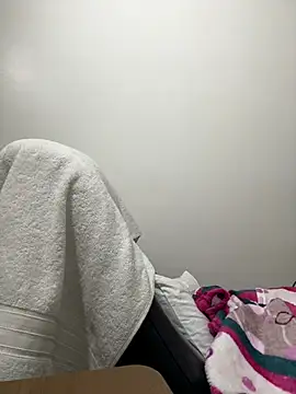 SofiaG  online show from 12.25.24