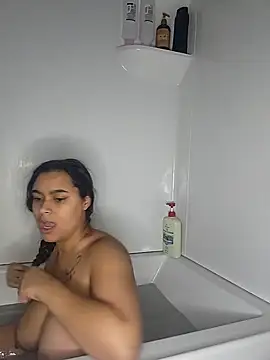 cinnaminnie online show from 03.03.26