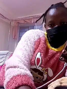 Snapshot of Ebony21_fantasy chatting on 12.21.25 Ebony21 fantasy online show from 12.21.25