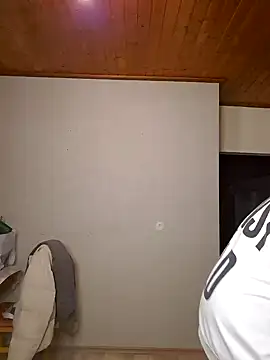 Jujuicy 97 online show from 12.27.24