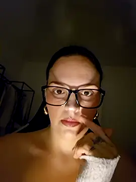 Jujuicy 97 online show from 12.05.25