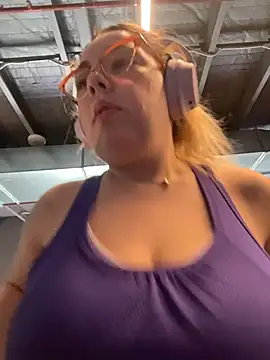 brooklynivy online show from 10.29.25