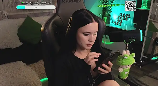 KiraLiLime online show from 09.30.25