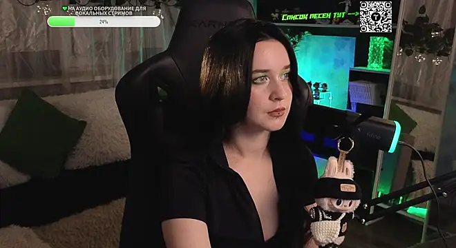 KiraLiLime online show from 10.17.25