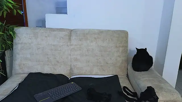 Lorenne Miller online show from 04.17.26