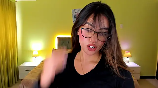 Snapshot of _Charlotte_evans_1 chatting on 09.30.25 Charlotte evans 1 online show from 09.30.25