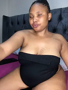 Anaelle24 online show from 02.16.26