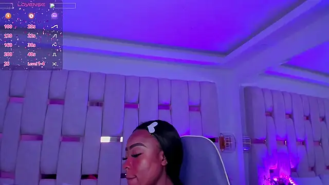 Snapshot of mia_schwarz chatting on 05.01.26 mia schwarz online show from 05.01.26