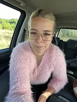 EmyLana online show from 09.27.25