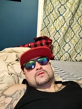 Snapshot of degiggxxx chatting on 03.23.25 degiggxxx online show from 03.23.25