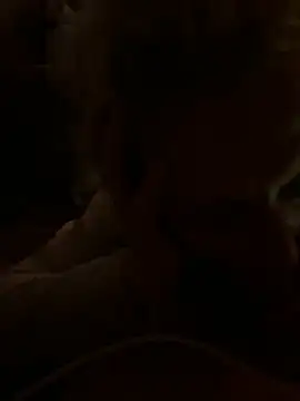 Snapshot of degiggxxx chatting on 10.12.25 degiggxxx online show from 10.12.25