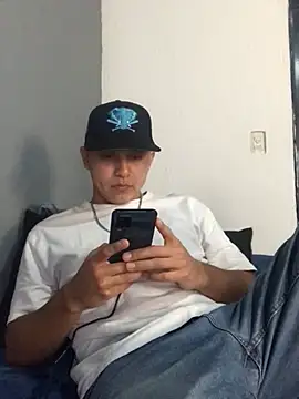 Slow Kmazutra online show from 02.24.25